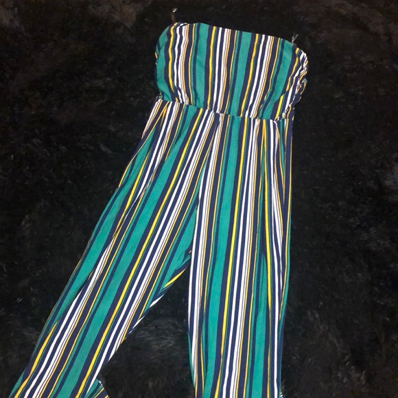Cute Summer Striped Tube Top Jumpsuit!!! NWOT - Picture 2 of 2